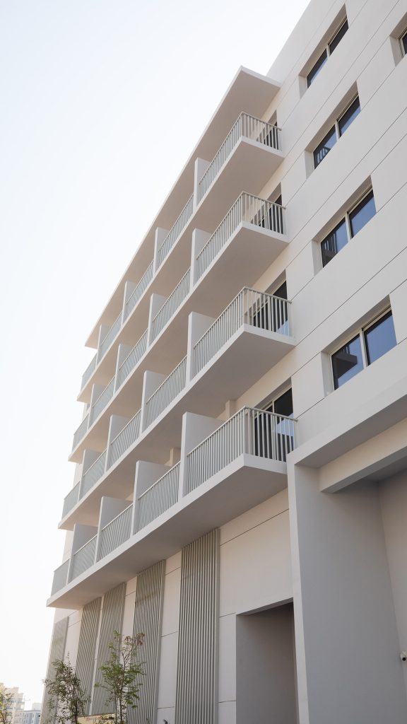 Easy19 Exterior