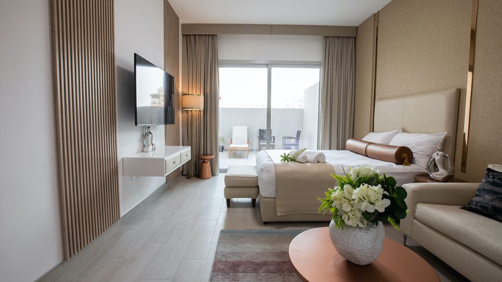 Easy19 Interior