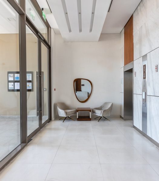 Easy18 Interior